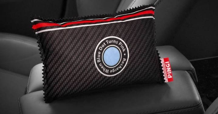 Amazon shoppers hail £8 gadget as 'value for money' for preventing car window misting