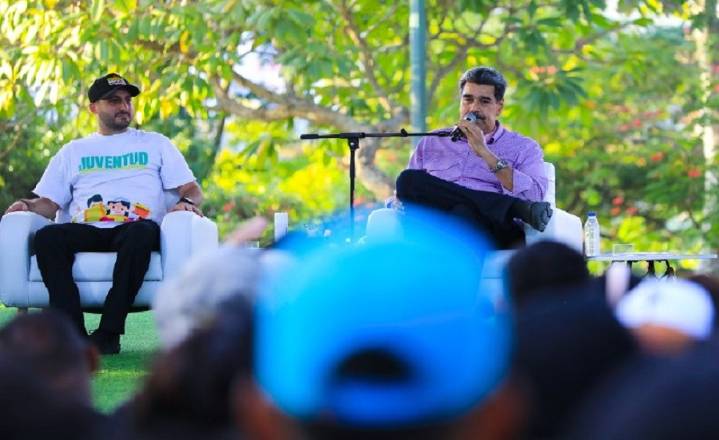 Ejecutivo denuncia persecución de EE.UU. contra la juventud venezolana: En el norte los persiguen torturan y expulsan a patadas