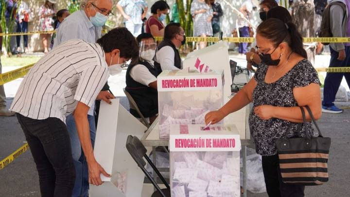 Complejo, mezclar revocación de mandato, elección de Congreso y elección judicial 2027, advierten