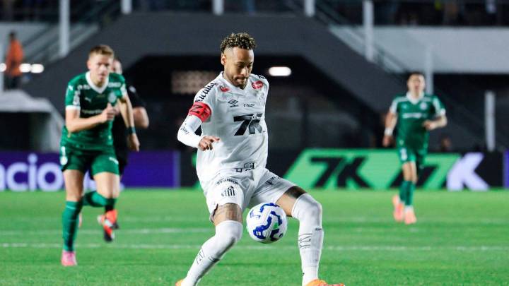 El Santos de Brasil, a un pelo del descenso y sin Neymar en la cancha por molestias físicas