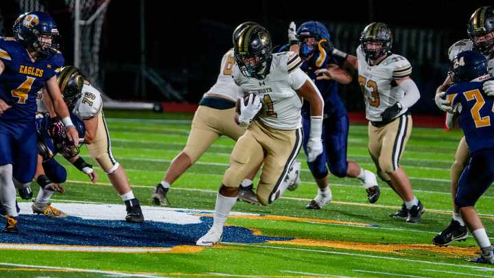 Scores and stats from quarterfinals of Rhode Island high school football