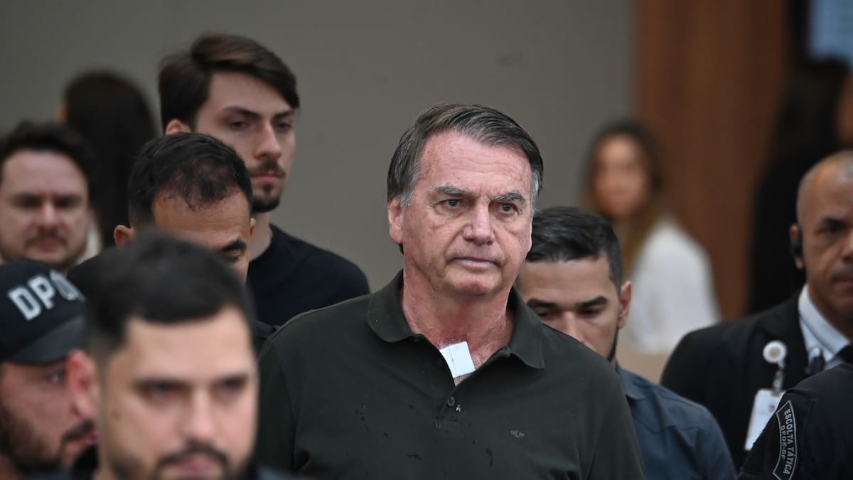 Detienen al expresidente brasileño Jair Bolsonaro de manera preventiva