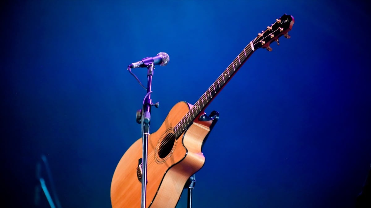 No, that AI country song isnt No. 1 on the Billboard chart. Yes, it is terrible.