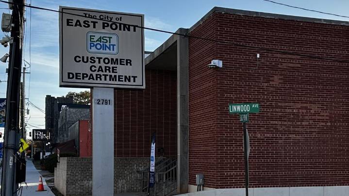 East Point councilman proposes moratorium to protect residents still waiting for relief as shutdown ends