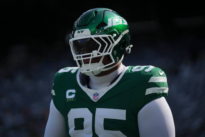 Deadspin | Reports: Cowboys acquire Jets DT Quinnen Williams
