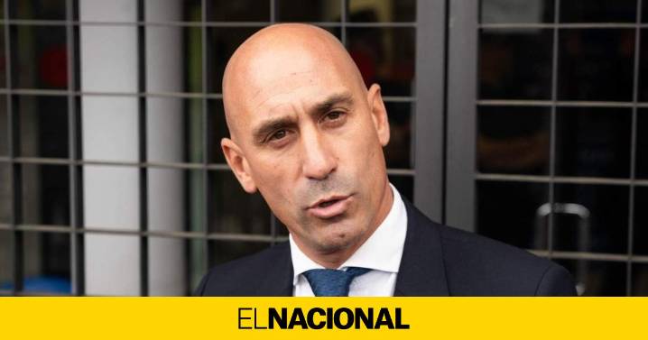 Luis Rubiales mantiene su postura: "No pido perdón a Jenni Hermoso"