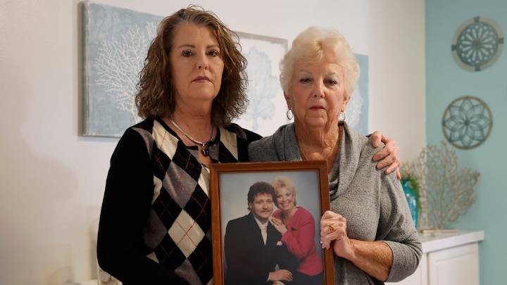 Florida grandfather jailed by ICE to remain in custody while judge ponders case