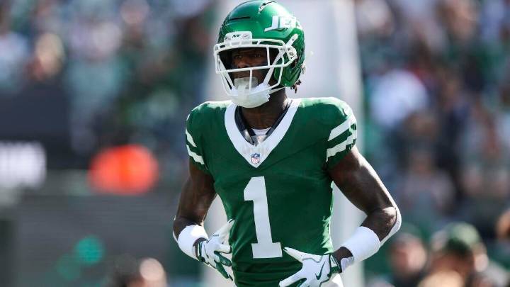 Jets trade CB Sauce Gardner to Colts for two-first round picks, WR AD Mitchell