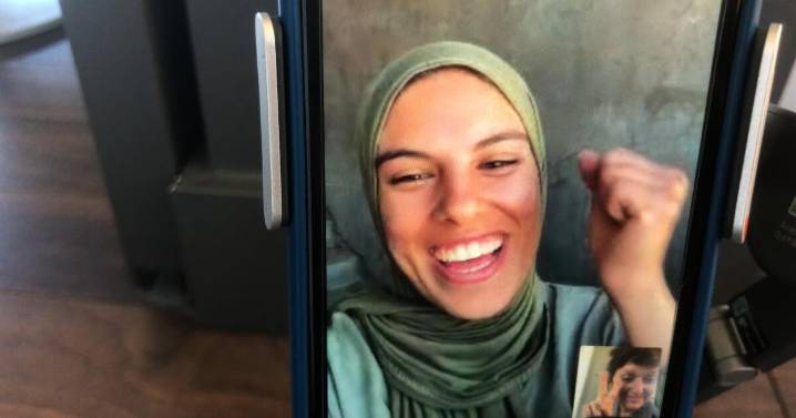 Review: In 'Put Your Soul on Your Hand and Walk,' a hopeful conversation is tragically cut short