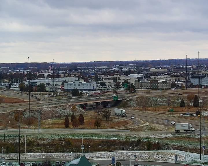 Time-lapse video shows snow quickly moving across Evansville highway