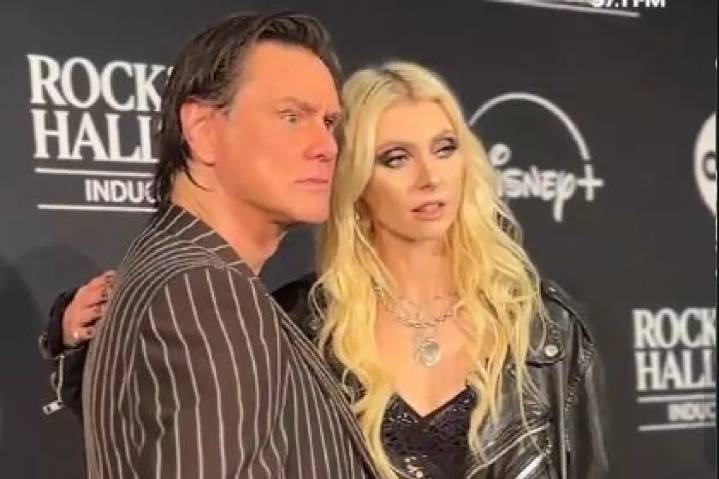 Se reencuentran Jim Carrey y Taylor Momsen tras 25 años de El Grinch