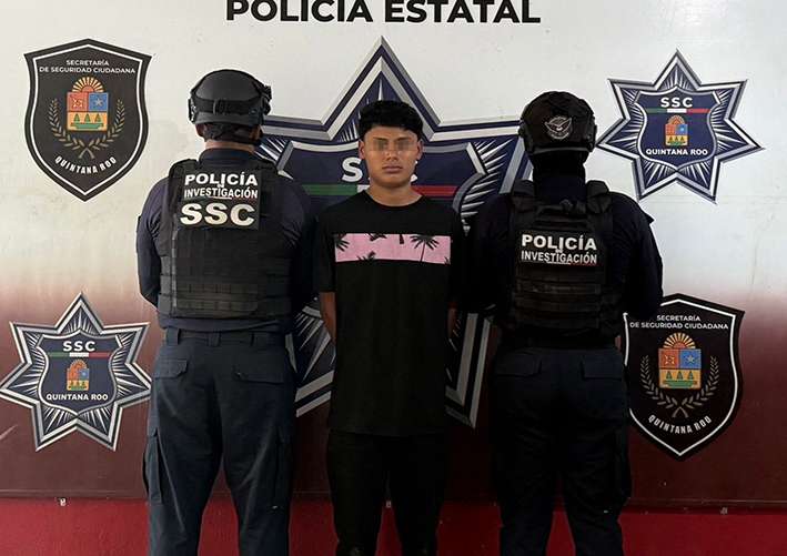 Se paseaba joven con moto robada en calles de Cancún