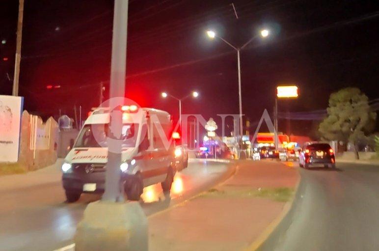 Niño de 4 años queda atrapado en el vidrio de un vehículo en Los Girasoles
