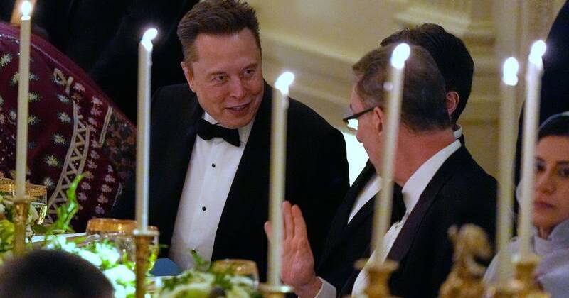 Elon Musk back in the fold at Saudi crown prince dinner