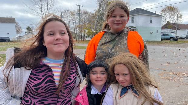 Some N.B. kids get double the fun thanks to Halloween weather delay