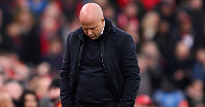 Liverpool star gets brutal 'non-existent' tag after Arne Slot decision back fires