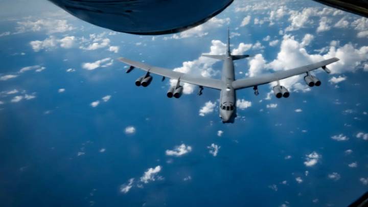 Trump eleva al máximo la presión sobre Venezuela y advierte a las aerolíneas: "El espacio aéreo queda cerrado en su totalidad"