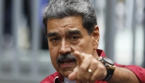 Trump confirmó un llamado con Maduro en plena tensión aérea