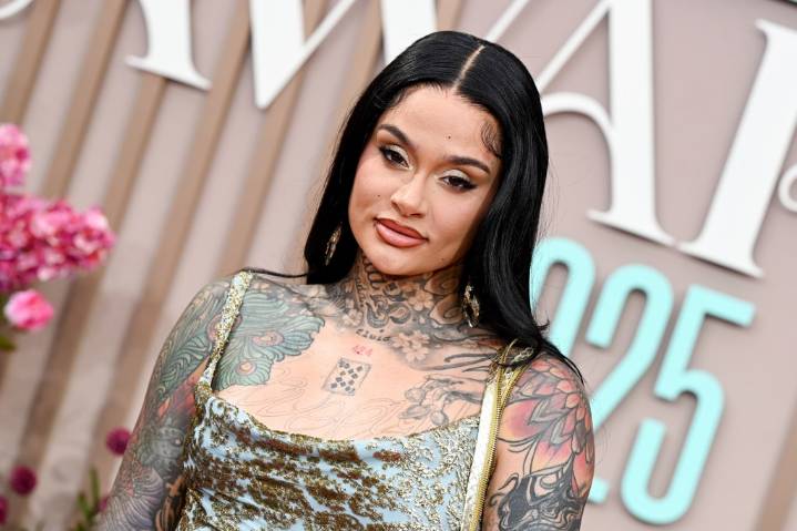 Kehlani Condemns ICE for ‘Kidnapping’ People From Schools & Work: ‘It’s Insane’