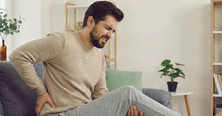 Cómo aliviar el dolor de la ciática con éxito, según un fisioterapeuta