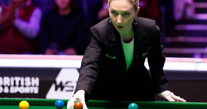 'World's best snooker ref' banned from officiating one star's matches at UK Championship