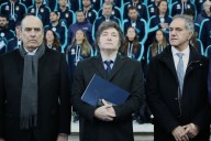 Cambios en el Gobierno. Dividen la secretaría de Scioli y le dan más poder a Santilli y Adorni