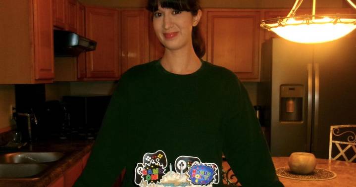 This Metairie baker is giving birthday joy to local kids affected by the shutdown