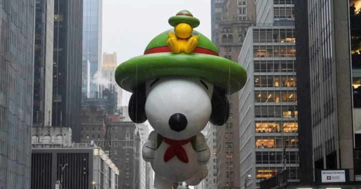 Which stars are joining this year's Macy's Thanksgiving Day Parade?