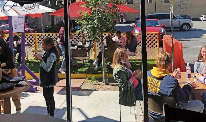 City audit finds major flaws in Syracuse’s sidewalk dining permits, recommends new rules and fees
