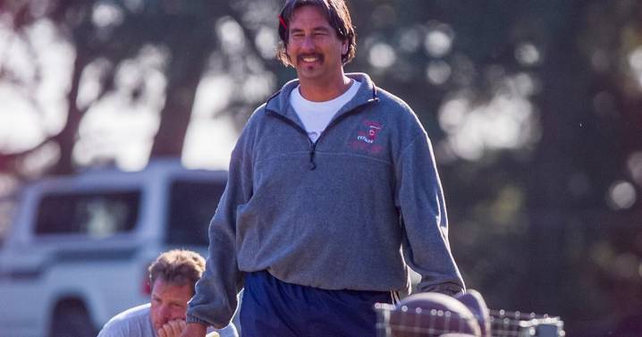 Man charged with murder in shooting of Oakland football coach and 'Last Chance U' star John Beam