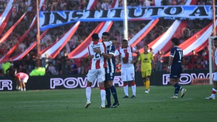 Instituto empató con Talleres en el duelo cordobés y se clasificó a los playoffs