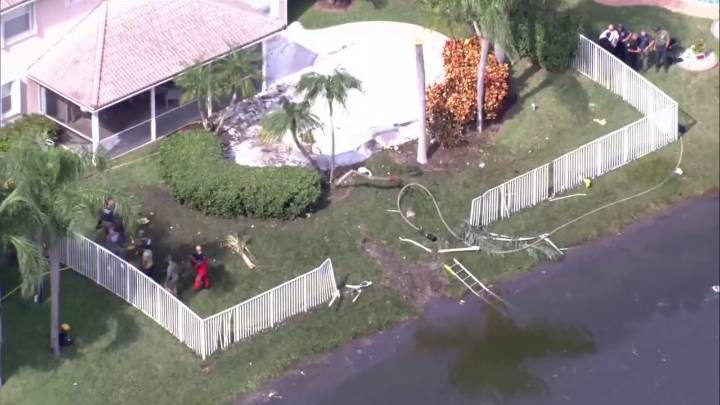 Small plane reportedly bringing Hurricane Melissa relief to Jamaica crashes in Florida neighborhood