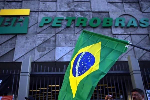 Descubre Petrobras petróleo en Brasil