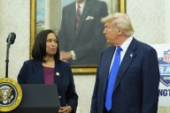 Alcaldesa de Washington opta por alejarse de Donald Trump y descarta la idea de buscar reelegirse