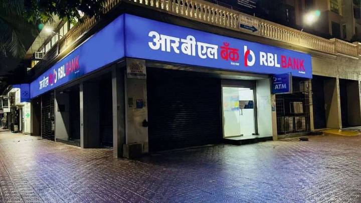 M&M Exits RBL Bank with ₹678 Crore Stake Sale, Clocks 62.5% Gain Republic Business