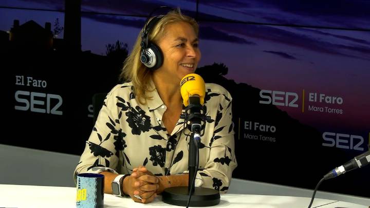 Megan Maxwell: "En mis libros, si ellos les prohíben el topless, se desnudan íntegramente"