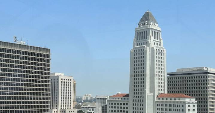 Federal judge overseeing homelessness settlement with LA will consider holding city in contempt