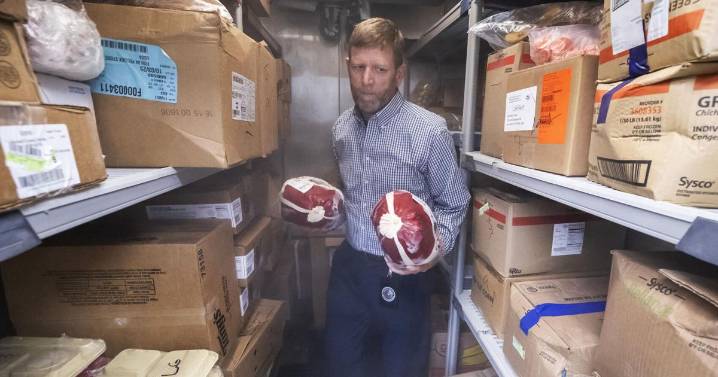 Happy Thanksgiving to all. Even you 'roundheads'