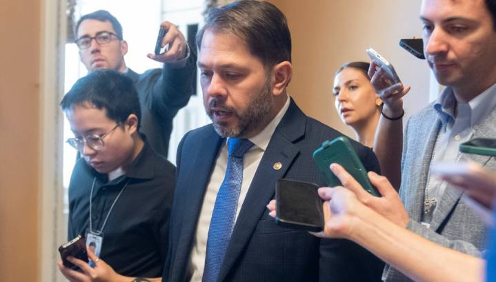 Gallego reacts to 'heartbreaking' leak of texts that Democrats are 'not the fun party'