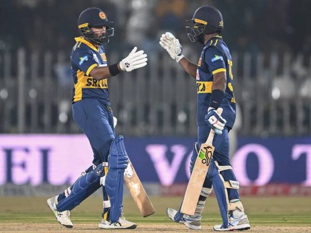 Sri Lanka beat Zimbabwe to fight for T20I tri-series final berth against Pakistan