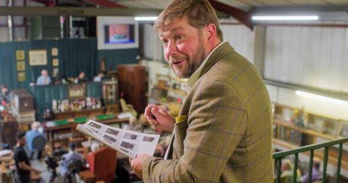 New show perfect for Antiques Roadshow fans explores eccentric country houses