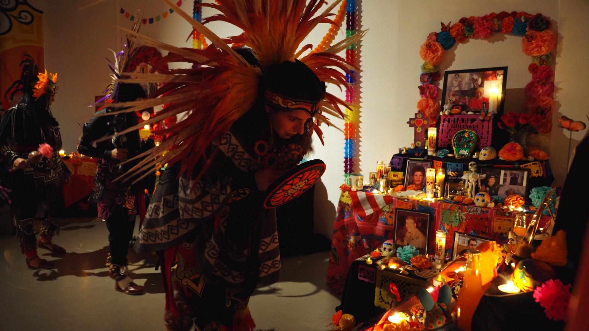 Day of the Dead commemorations rally community despite immigration fears