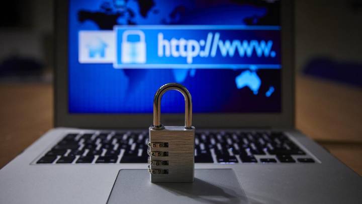 El Parlamento Europeo pide restringir las redes sociales a los menores de 13 años