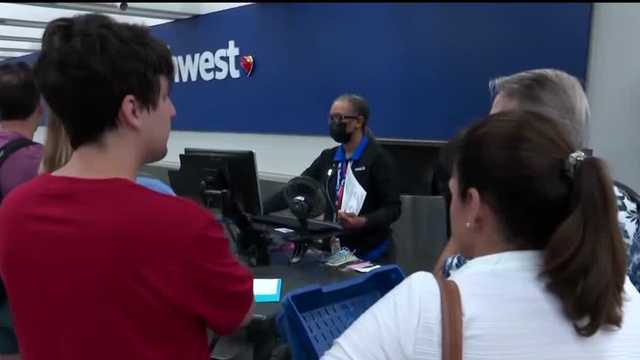 Check your flight status at the Albuquerque Sunport