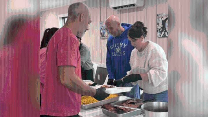 Newport residents, businesses overcome adversity to feed the hungry on Thanksgiving