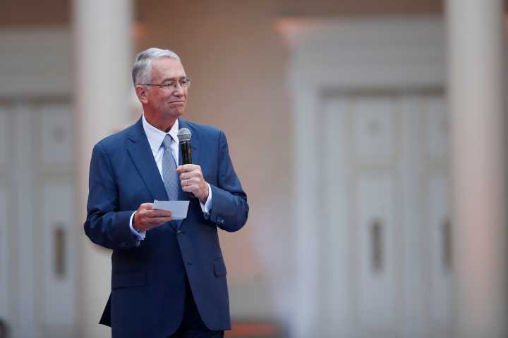 Llega Ricardo Salinas al banquillo de la Corte, hoy se discuten créditos fiscales