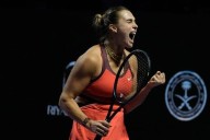 Sabalenka overcomes Anisimova and lines up Rybakina in title match at WTA Finals