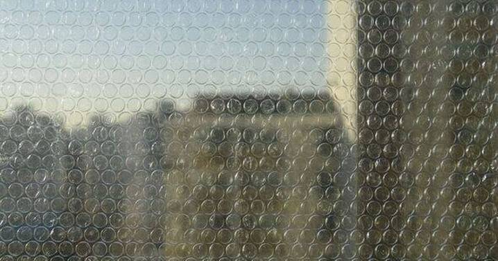 Households urged to use 'bubble wrap' on windows to save money on heating bills
