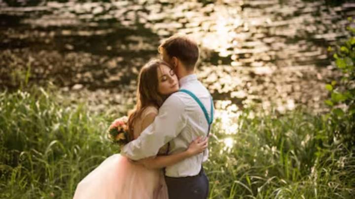 Rs 600 For A 5-Minute Hug? China's 'Man Mum' Trend Is Going Viral