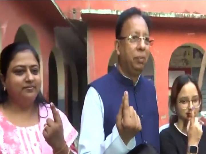 BJP MP Sanjay Jaiswal cast vote along with family in Bettiah